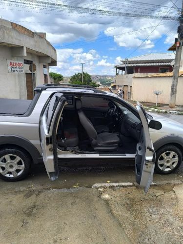 Imagem de Fiat Strada Trekking 1.6 16V Flex CD 2016