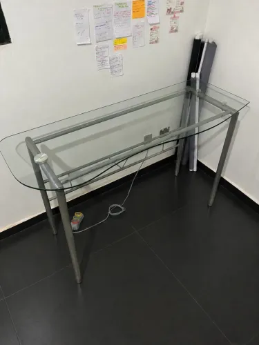 Mesa de vidro escritório