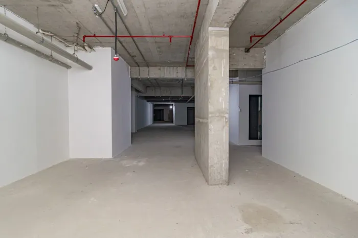 Loja na Avenida Rubem Berta, 850 - B 836 m²