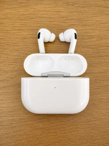 Airpods pro 2 (case por indução e airtag)