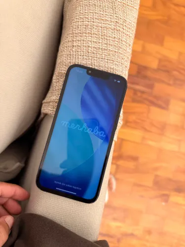 iPhone 13 - 128gb