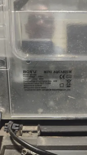 Aquário boyu 32 litros modelo MT 402