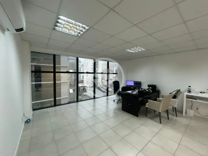 SALA COMERCIAL - Centro - FR-161479