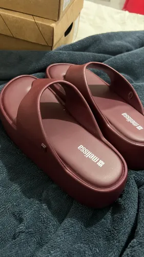 chinelo MELISSA