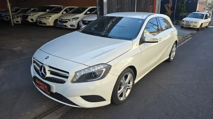 Mercedes-Benz Classe A 200 1.6 TB 16V Urban 156cv Aut. 2015