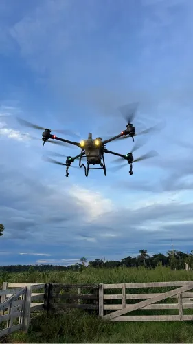 Drone agrícola T40 