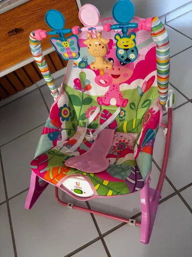 Cadeira de descanso infantil 