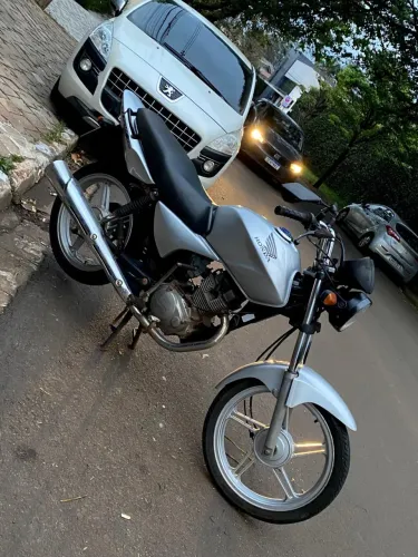 Honda Titan 150 KS 2006 - Placa A