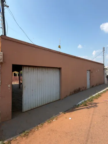 Vende- se casa em Senador Guiomard