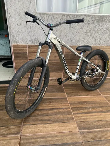 hupi naja 2025