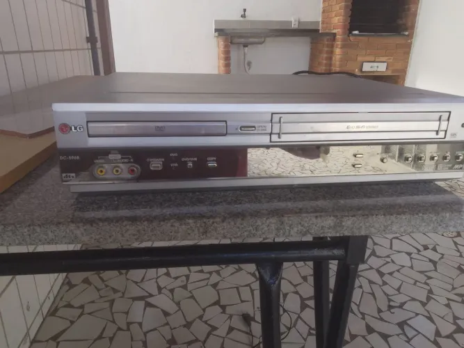Dvd com vhs LG Relíquia 