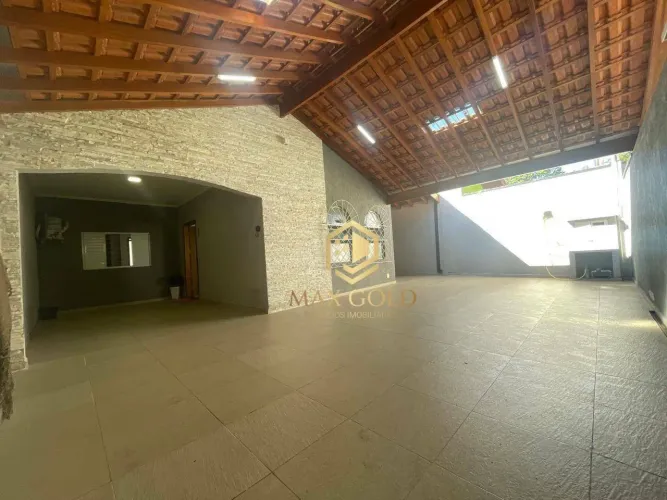 Casa com 3 dormitórios à venda, 210 m² por R$ 850.000,00 - Jardim Independência - Taubaté/