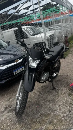 Sem detalhes , revisada só pegar e andar , transferência pra hora .