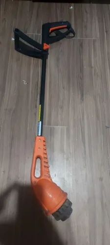 Roçadeira doméstica 110v