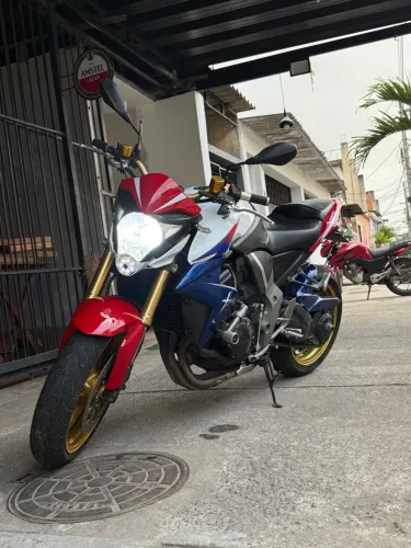 HONDA CB1000 R CAPITÃO AMÉRICA 2013