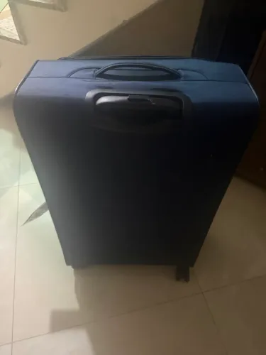 Mala semi nova  grande 23 kilos 