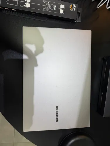 Notebook Samsung Book | Intel Core i3 10ª Geração | 16 GB RAM | SSD