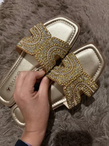 Rasteirinha dourada nova