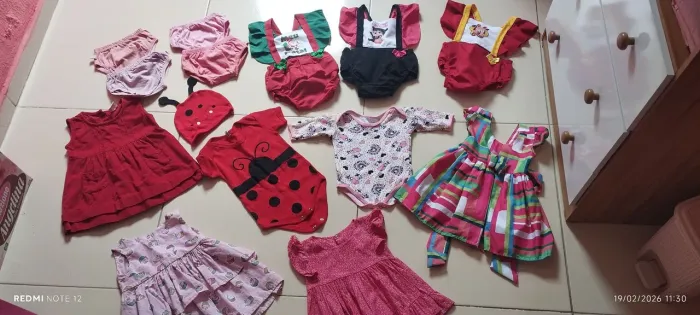 Roupas e calçados novos e seminovos 