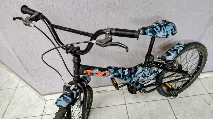 Bicicleta aro 20 Tito T20, entrego, cartão, taxa?