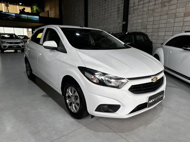 Chevrolet Onix Hatch LT 1.0 8V Flex Mec. 4P 2017