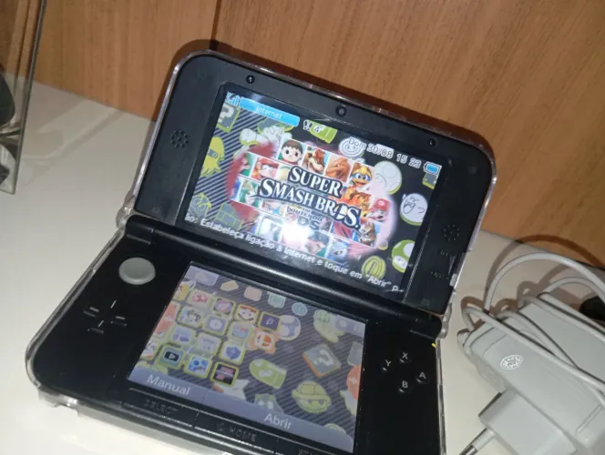 3DS XL completasso! Desbloqueio+2 jogos/cartuchos+case de acrílico+carregador e muito mais