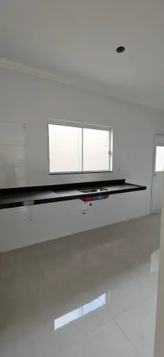 Casa para venda em Vila Romero com 3 quartos, sendo 1 suíte, 95m²