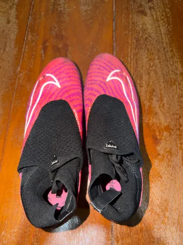 Chuteira Nike Phantom.(Primeira Linha)