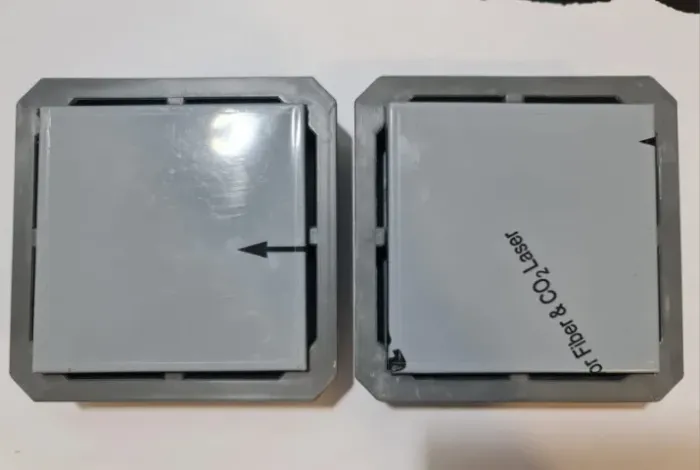 Dois Ralos Ocultos 10x10 com Fechamento Automático Piso/Porcelanato