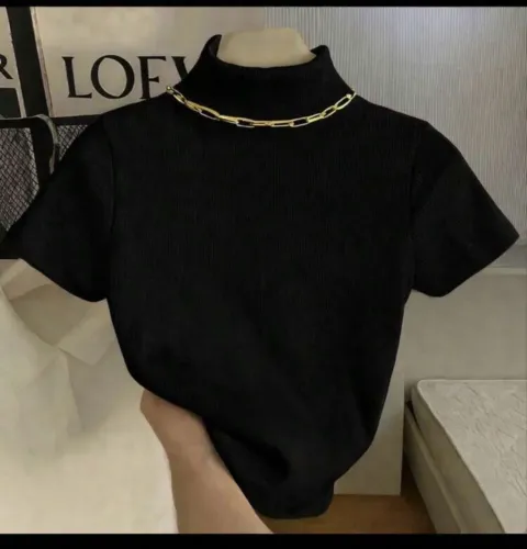 blusa preta de gola alta, tamanho do P ao M