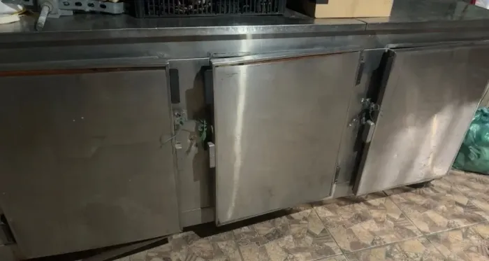 Balcão Inox 3 portas