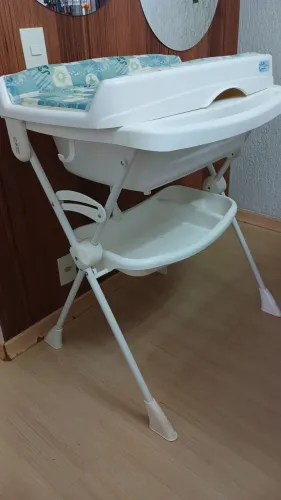 Vendo Banheira e trocador para bebe Burigotto Splash