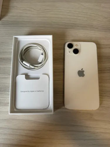 iPhone 13 128gb branco com 100% de Saúde da Bateria 