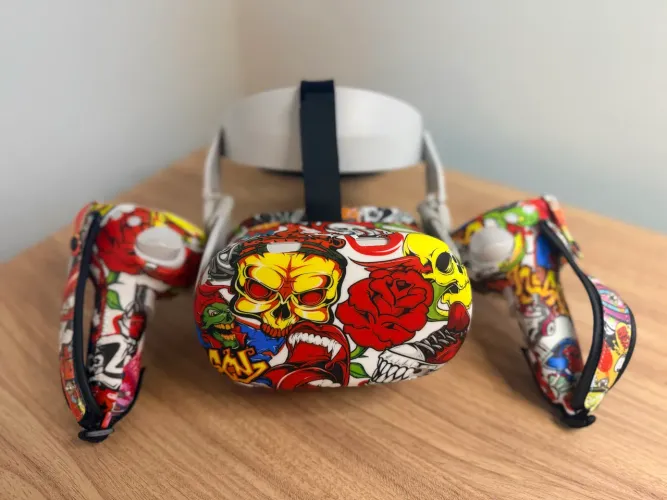 Óculos VR Meta Quest 2 - 128GB + Case de transporte e Strap