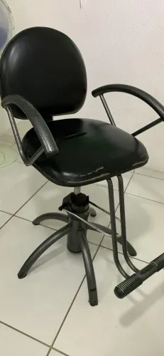 Vendo cadeira hidráulica 