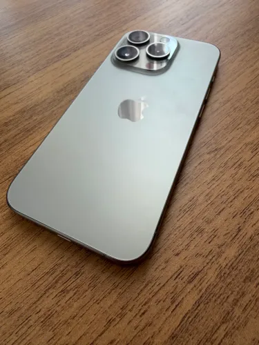 Iphone 15 pro 256gb / bateria 87% / novissimo
