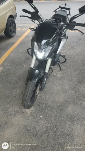 Dominar 250 cc
