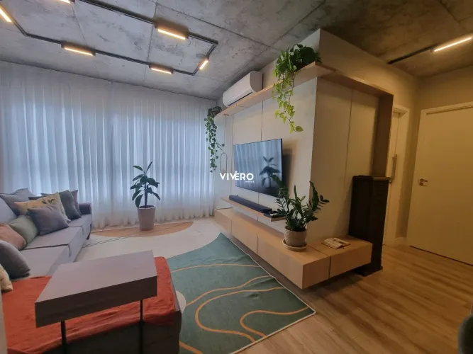 Apartamento Mobiliado para Locação Anual no Max Haus Praia Brava