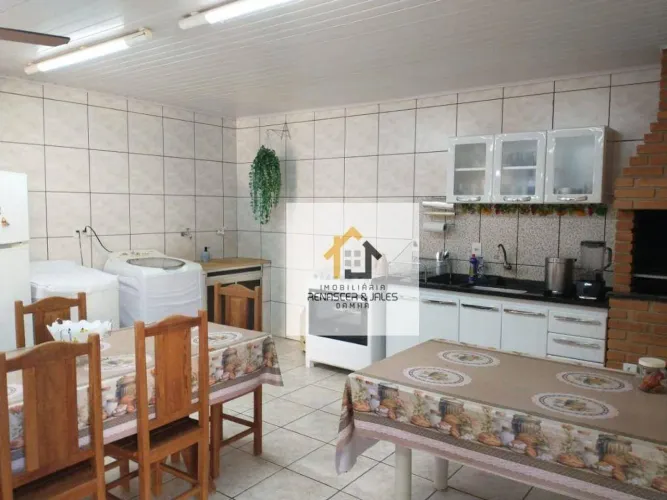 Casa com 3 dormitórios à venda, 147 m² por R$ 250.000 - Conjunto Habitacional Reynaldo Tro