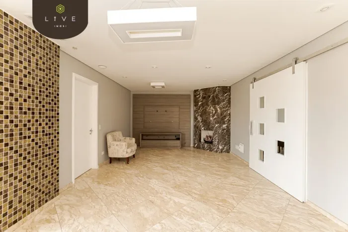 Apartamento com 03 suítes e 03 vagas de garagem à venda no bairro Bigorrilho, em Curitiba/