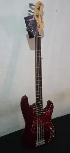 BAIXO STRINBERG