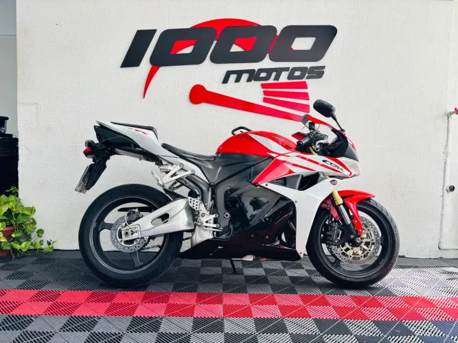 HONDA CBR 600RR 