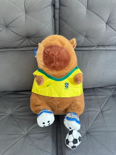 Capivara de pelúcia