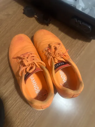 Vende-tenis nobull