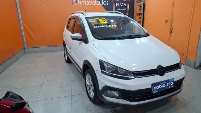 Volkswagen Spacecross 1.6 MI Total Flex 16V 2016