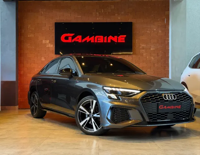 Audi A3 Sed. Perform. Black 2.0 TFSI S-tronic 2023