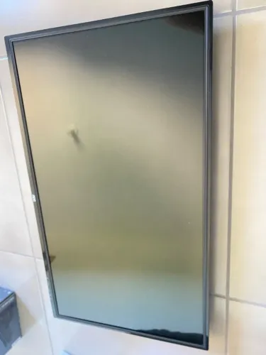 TV 32 polegadas para retirar peças