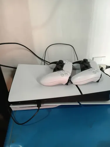 PlayStation 5 semi novo