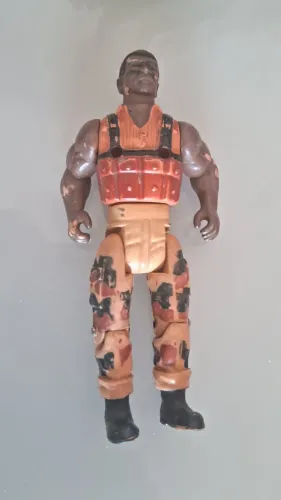 personagem Tony Turner da linha S.O.S. Comandos, produzida pela Gulliver nos anos 90.