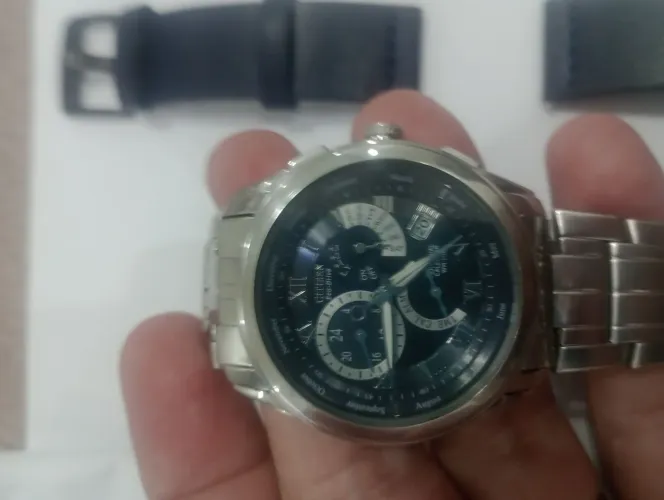 Relógio Citizen ecodrive calendário perpétuo